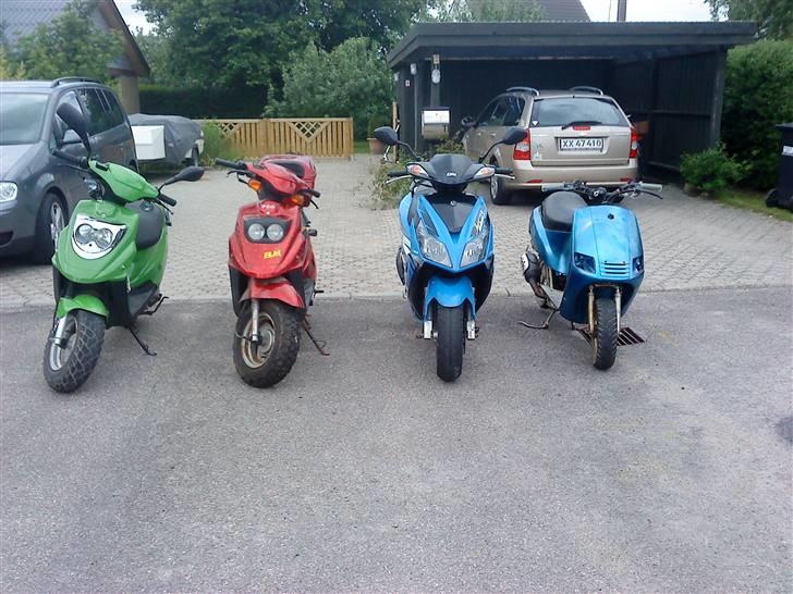 Piaggio old zip byttede billede 7