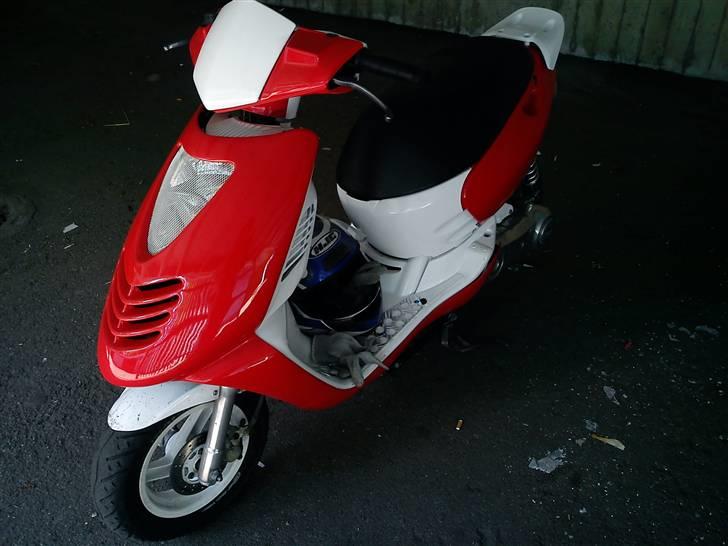 Aprilia Sonic billede 2