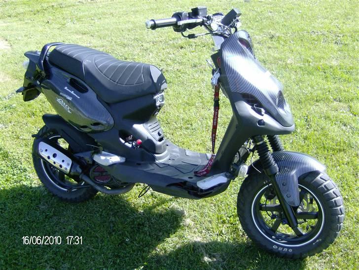 PGO PMX NAKED CARBON SOLGT billede 11