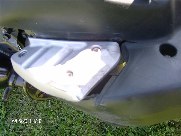 PGO PMX NAKED CARBON SOLGT - efter styrt billede 13