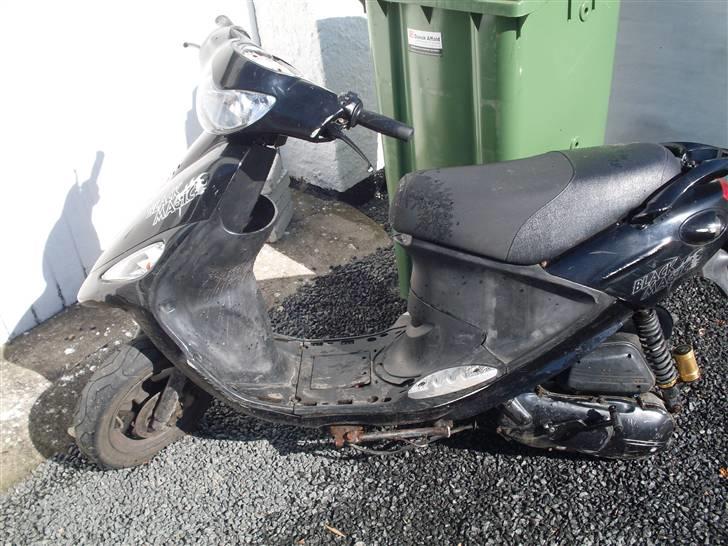 PGO black magic solgt - så småt gået igang med at rense motor og vaske skjoldene billede 7