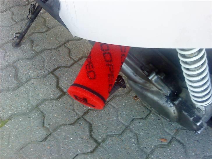 PGO hot 50 total skadet billede 6