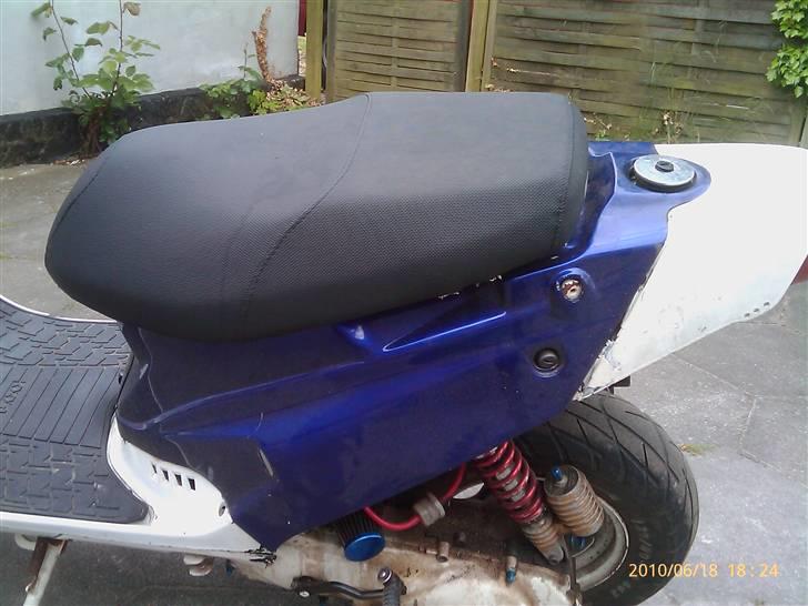 PGO Hot 50 solgt billede 2