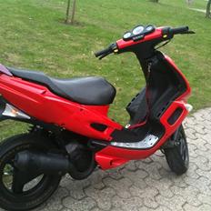 Peugeot speedfight 2 Ac TIL SALG!