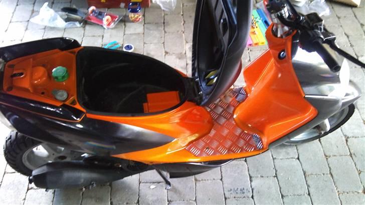 Yamaha Jog R (Solgt) billede 5