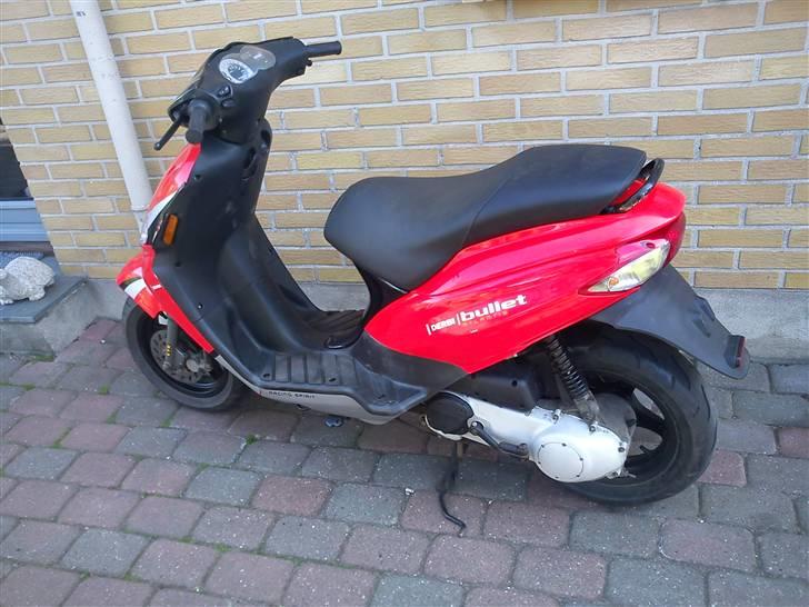 Derbi Atlantis bullet billede 2