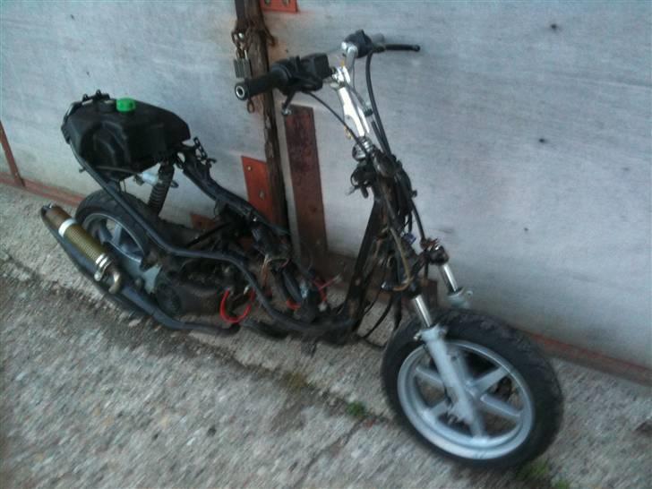 Yamaha jog r solgt billede 15