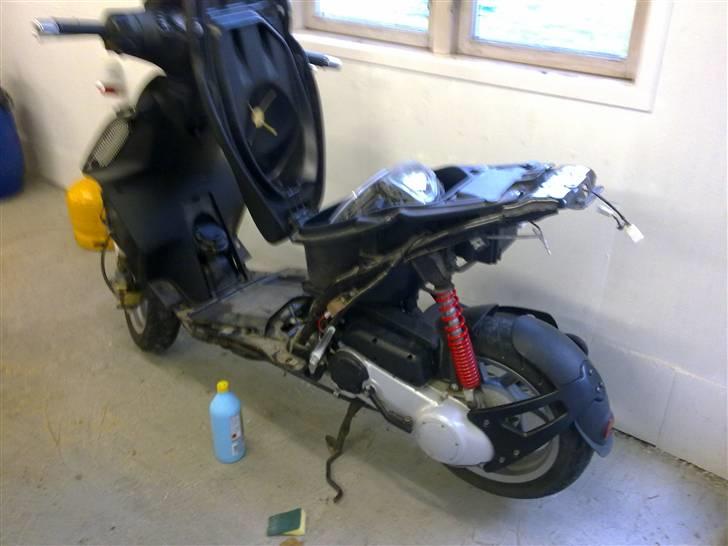 Piaggio NRG POWER DT 45 scooter billede 1