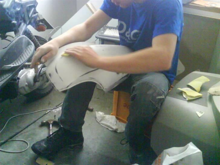 Yamaha neo's  // nakket!! - min kammarat tonny der gav en hånd med forsøg på at gøre den pæn igen billede 13