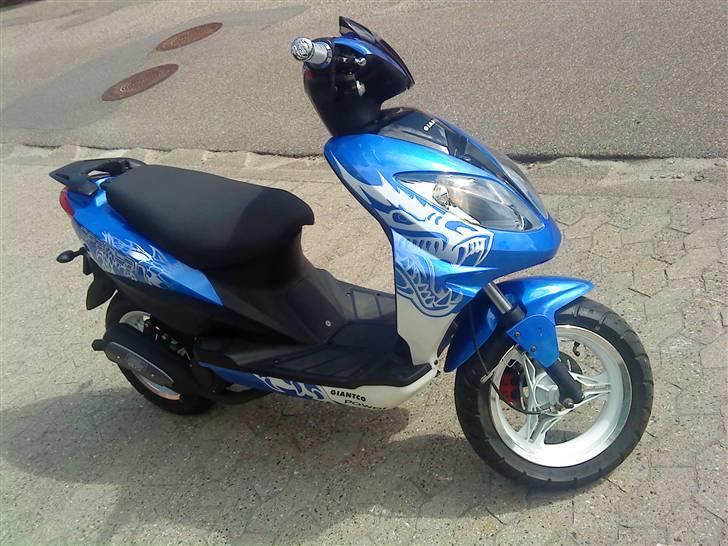 Giantco Spartan billede 3