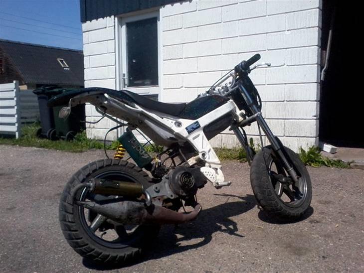 {{currentPhoto.altText}} billede {{currentPhoto.number}}