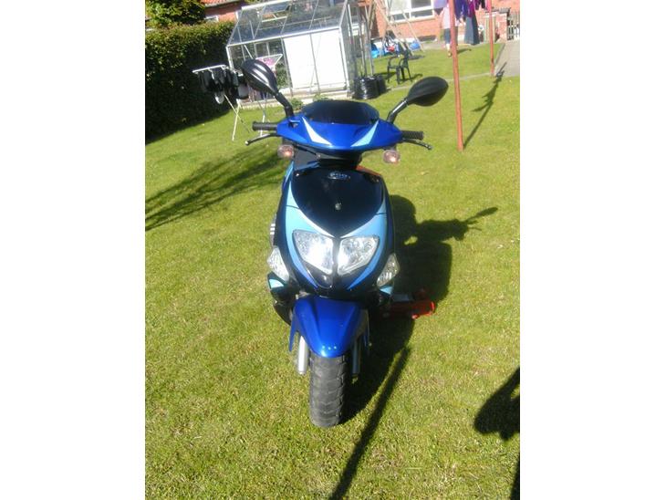 {{currentPhoto.altText}} billede {{currentPhoto.number}}