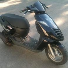 Aprilia Sonic (Solgt)