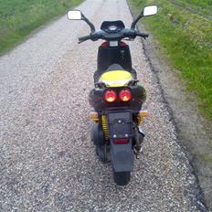 Aprilia sr 50 replica