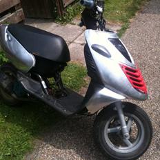 Aprilia sonic