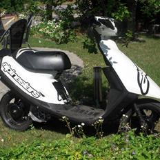 Yamaha Jog AC - SOLGT!