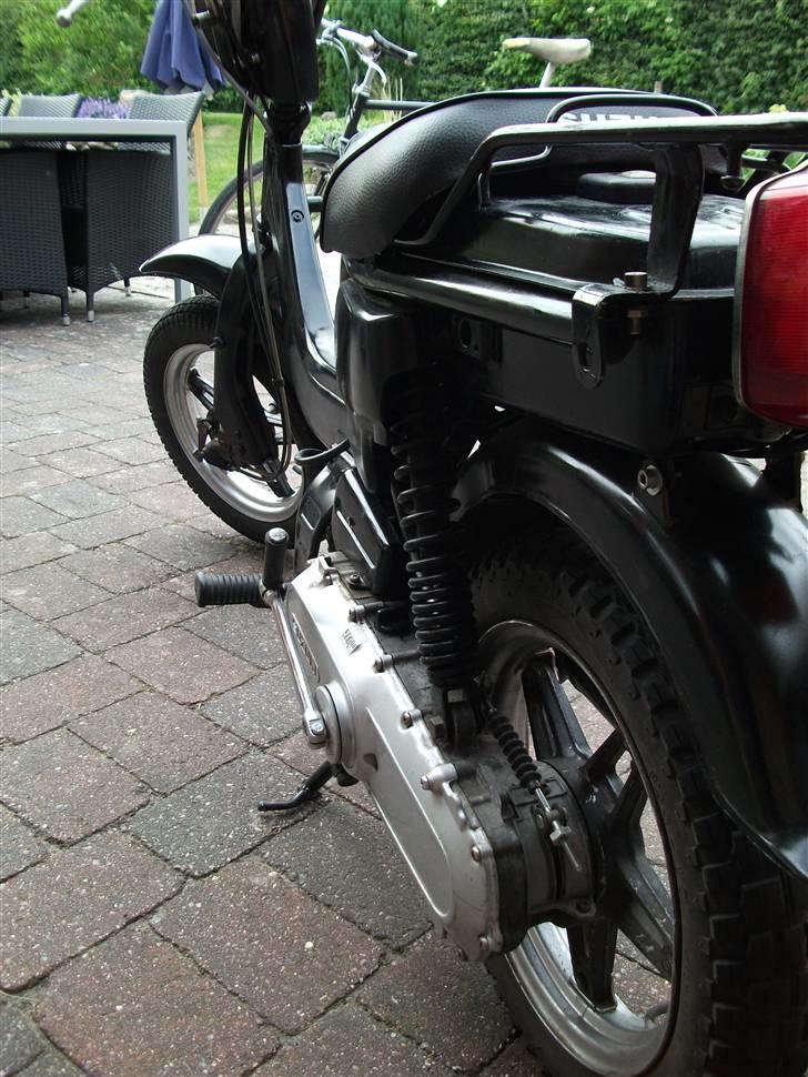 Suzuki FZ50 (SOLGT) billede 4