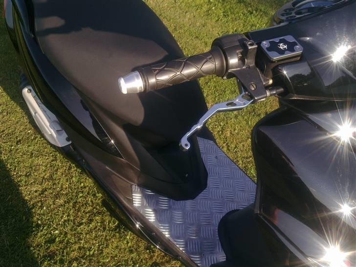 Yamaha jog r billede 8