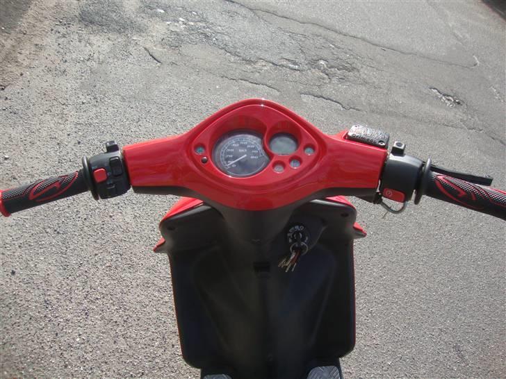 Yamaha Jog R "SOLGT" billede 13