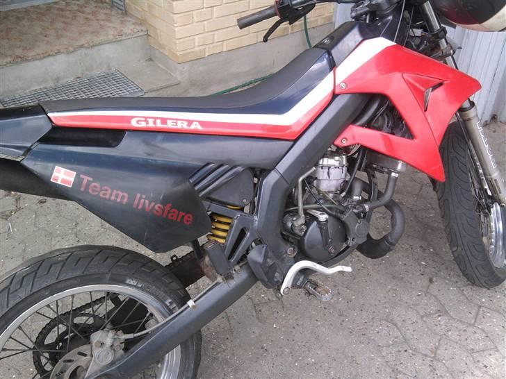 Gilera Smt ``TEAM LIVSFARE´´ billede 2