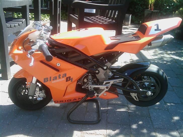 Blata B1 Vitory Kit billede 1