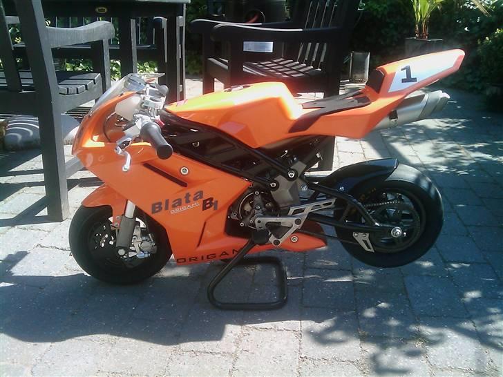 Blata B1 Vitory Kit billede 5