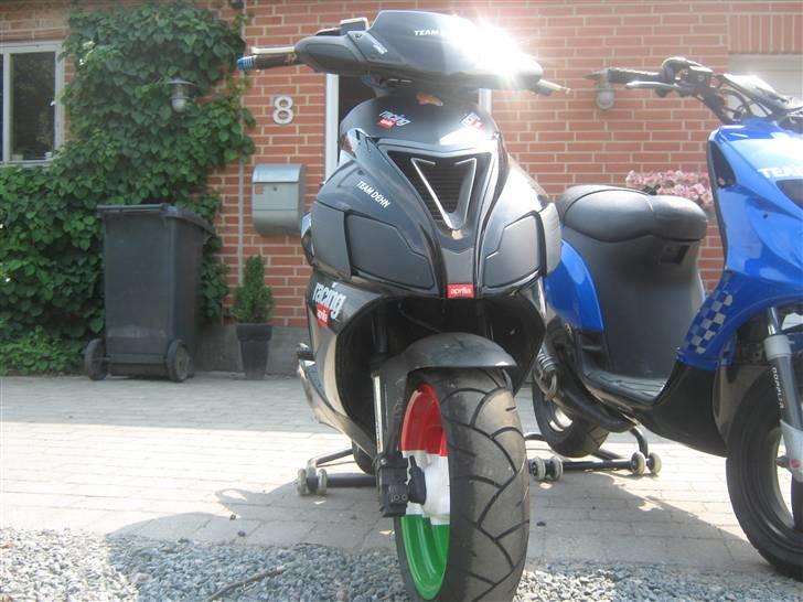 Aprilia SR50R Factory evo2 SOLGT billede 4