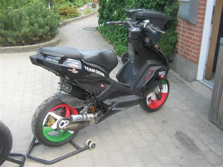 Aprilia SR50R Factory evo2 SOLGT billede 9