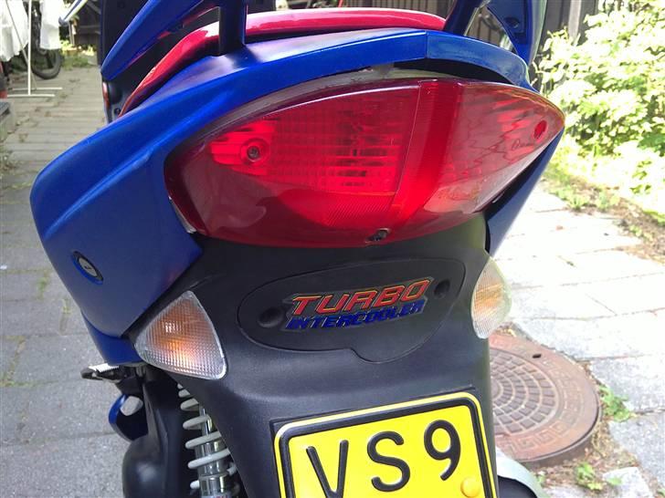 Peugeot Speedfight  2 RC RedBull billede 4