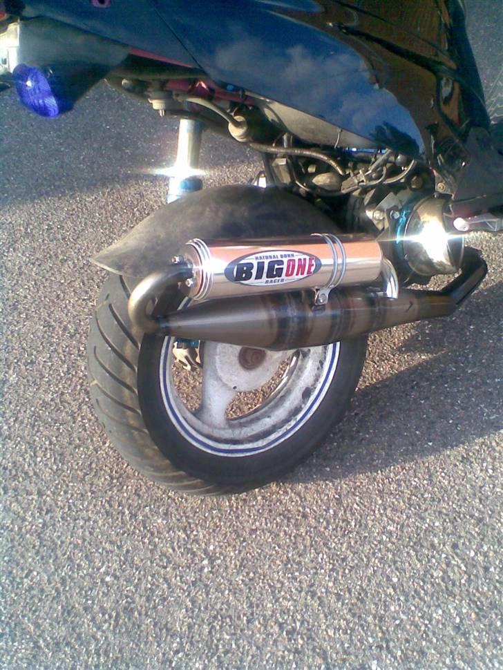 PGO hot 50 - denne dæmper sidder ikke længere på hot da den blev smidt på neos billede 7