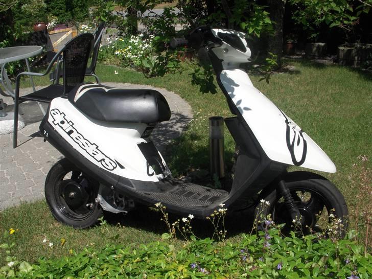 Yamaha Jog AC - SOLGT! - beskidt på billederne :(  billede 2
