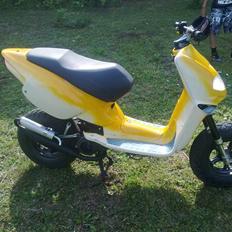Aprilia rally~byttet til street~