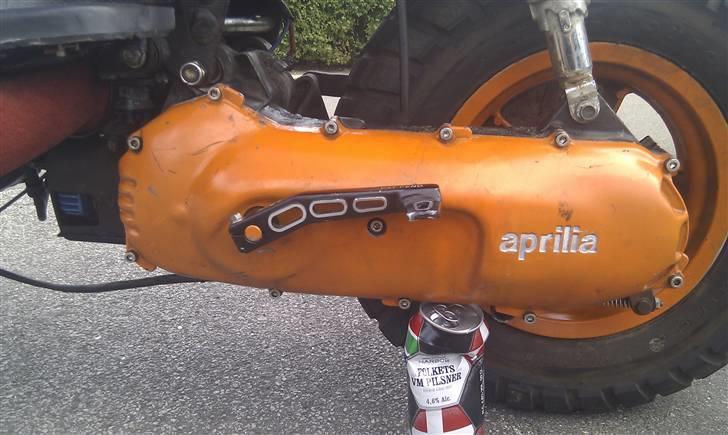 Aprilia Rally/sr50 AC DD TIL SALG - 2. gang den blev lavet om... Kickstarterskjold og kickstarter har fået lidt ridser :( Aprilia poleret lidt. billede 10