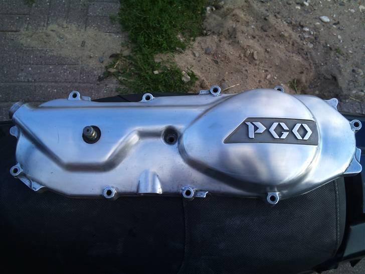 PGO Hot50 - i gang med en højglanspolering billede 5