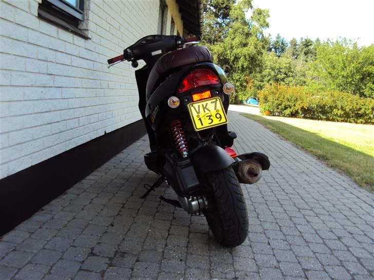 Kymco Agility - med pudset støddæmper + forhøjer + grisetryne ;) billede 10