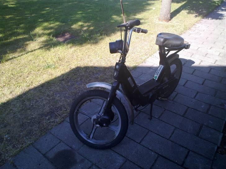 Vespa caio solgt billede 3