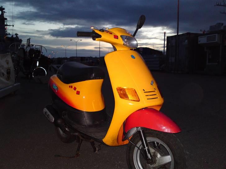 Piaggio Zip *Solgt* billede 3