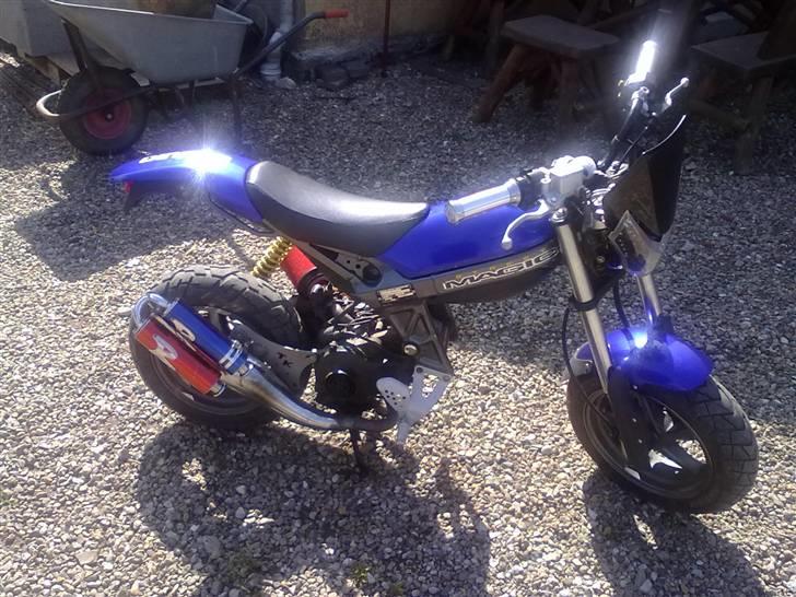 Suzuki street magic billede 5