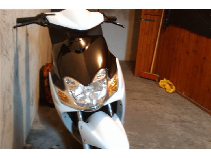 {{currentPhoto.altText}} billede {{currentPhoto.number}}