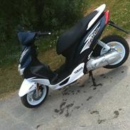 Yamaha Jog R (Tidl Scooter - TOTALT SKADET)