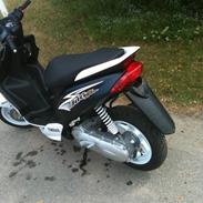 Yamaha Jog R (Tidl Scooter - TOTALT SKADET)