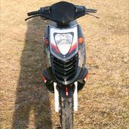 Aprilia Sonic (Solgt)