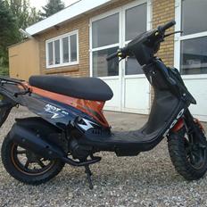 PGO hot50 sp model    SOLGT