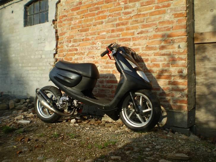 Yamaha Jog Space 2010 Edition billede 2