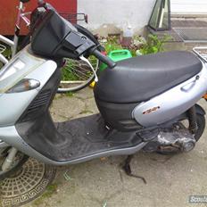 Aprilia sonic solgt