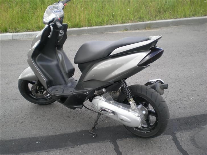 Yamaha Jog r tilsalg/bytte  billede 9