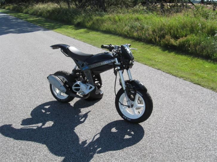 Suzuki Street Magic > Solgt < billede 2