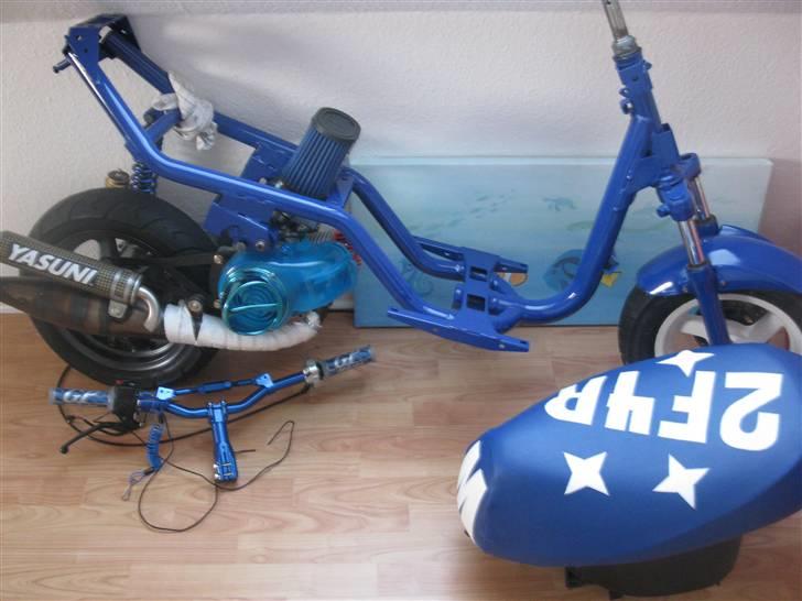 Aprilia «» Sonic -RS «» SOLGT - Som den står lige nu.  billede 1