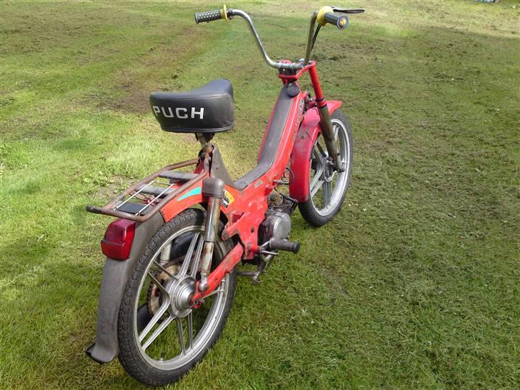 Puch Maxi P1 *projekt* - Lettere slidt at se på, alt krom skal poleres op så det står flot igen.. :) billede 3