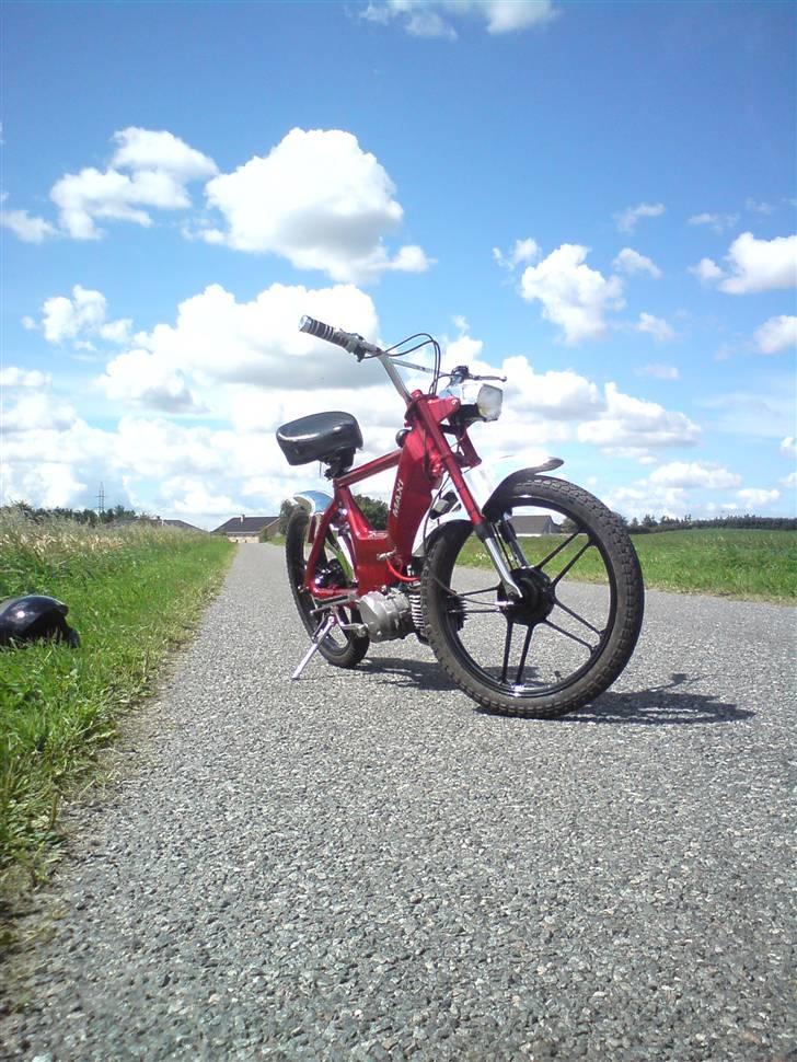 Puch Maxi @ Candy Red billede 3